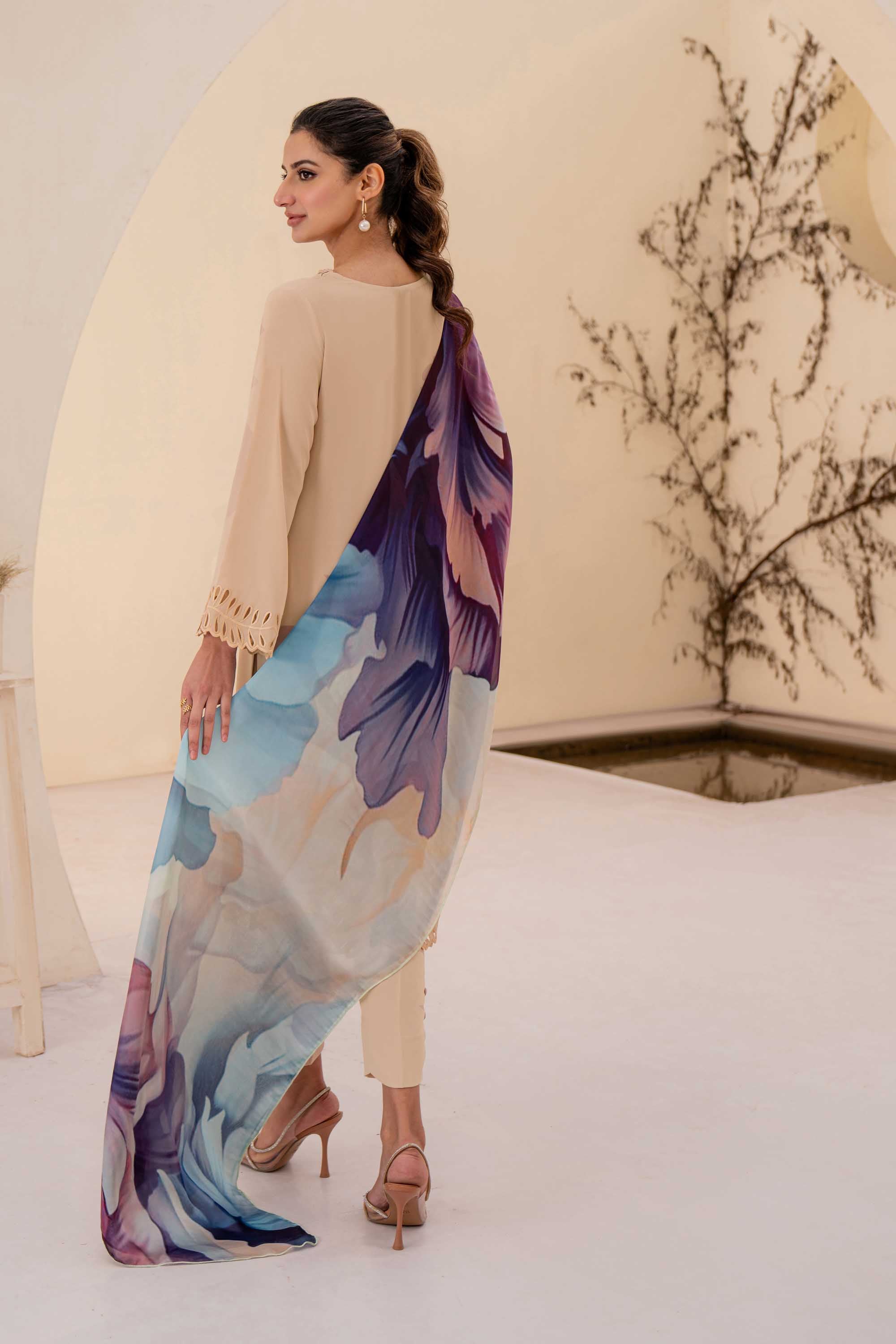 Magnolia Sari with Pressed Flower Corset main image 1