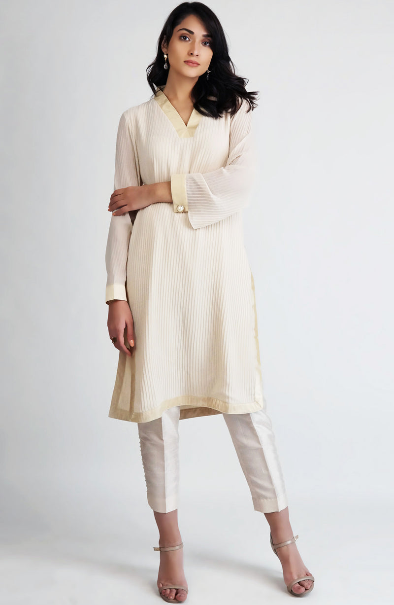 SANDRINE - Natasha Kamal